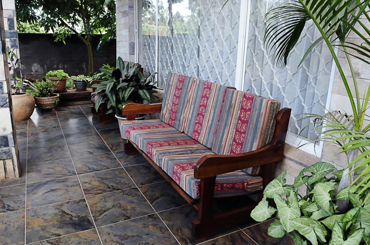 The Shoebill Nest Bed & Breakfast Kampala Ngoại thất bức ảnh